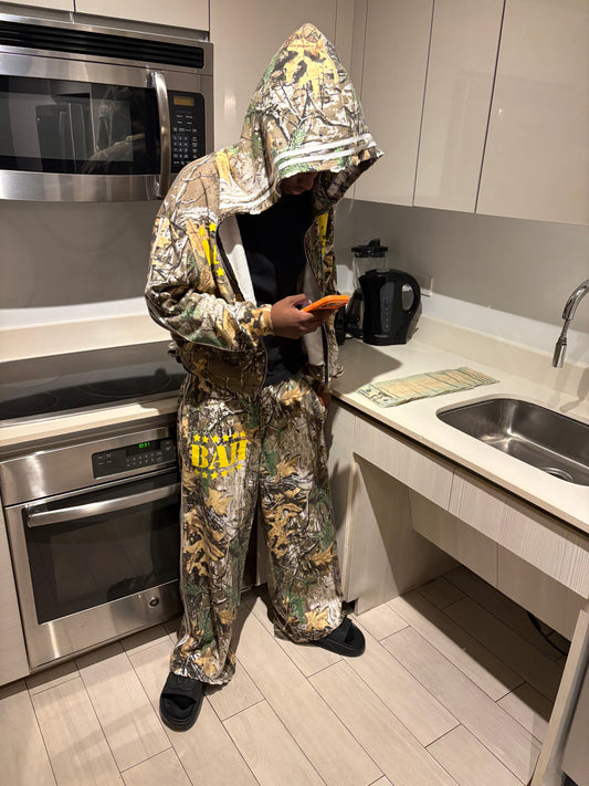 Escape Wide Leg Sweatpants (Real Tree)